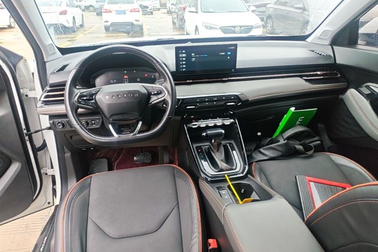 Used Baojun RS-3 2020 1.5L CVT 24-Hour Online Luxury Edition Center Console