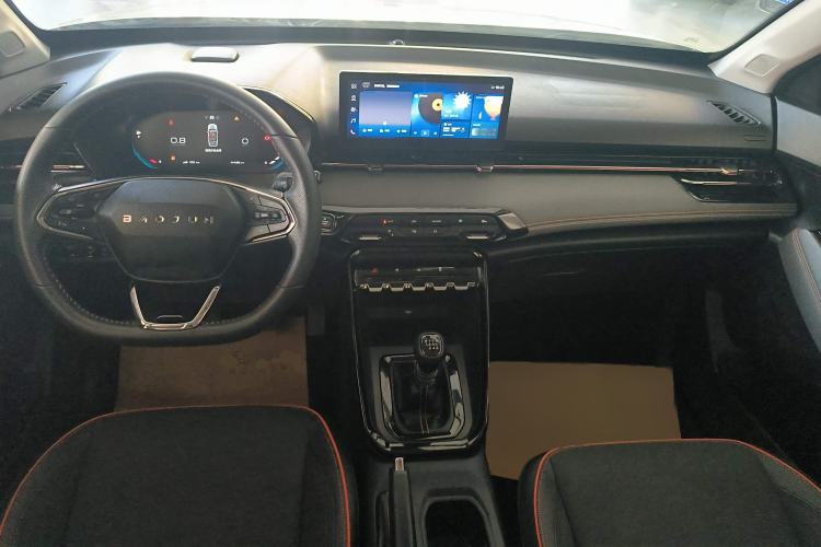 Used Baojun RS-3 2020 1.5L Manual 24-Hour Online Luxury Version Center Console