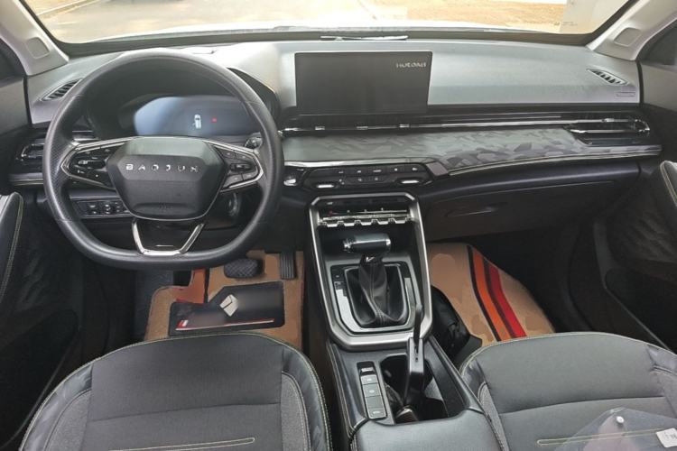 Used Baojun RS-3 2020 1.5L CVT Elite Version with 24-Hour Online Service Center Console