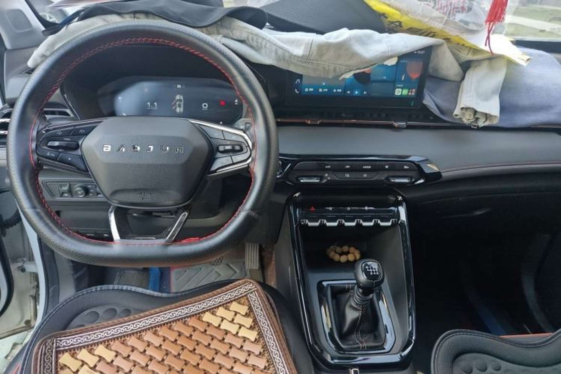 Used Baojun RS-3 2020 1.5L Manual Smart Luxury Edition Center Console