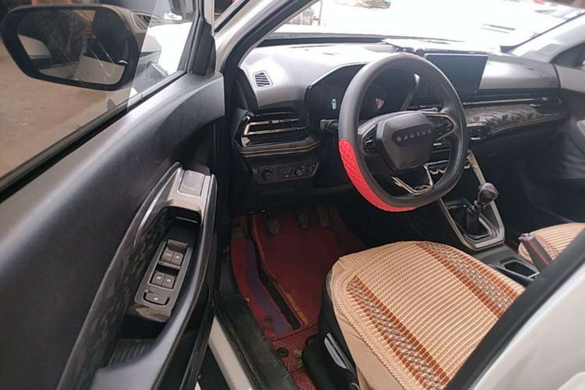 Used Baojun RS-3 2020 1.5L Manual Elite Version with 24-Hour Online Service Driver Seat