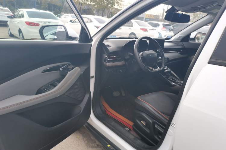 Used Baojun RS-3 2020 1.5L CVT 24-Hour Online Luxury Edition Driver Seat