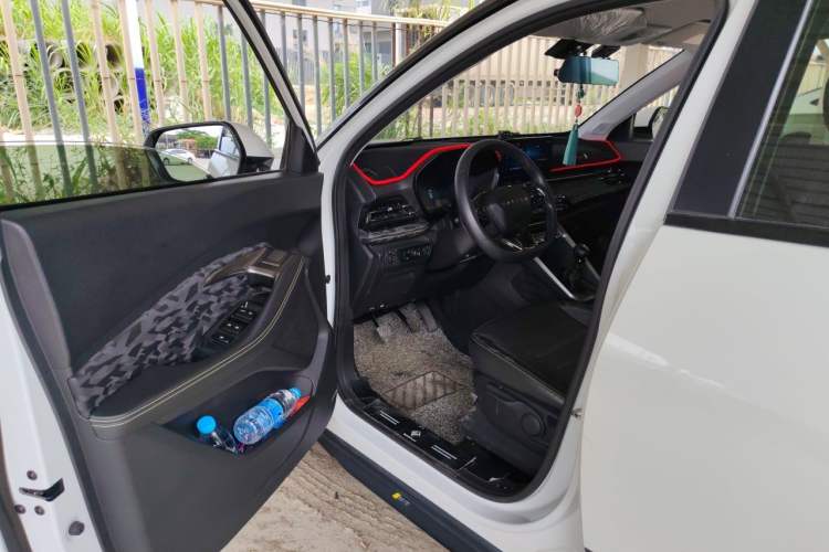 Used Baojun RS-3 2020 1.5L Manual Smart Elite Edition Driver Seat
