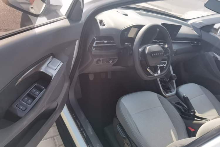 Used Baojun RS-3 2020 1.5L Manual Smart Comfort Edition Driver Seat