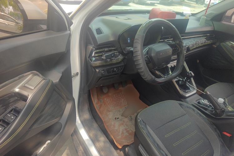 Used Baojun RS-3 2020 1.5L Manual Elite Version with 24-Hour Online Service Driver Seat