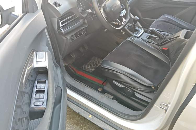 Used Baojun RS-3 2020 1.5L Manual Smart Comfort Edition Driver Seat