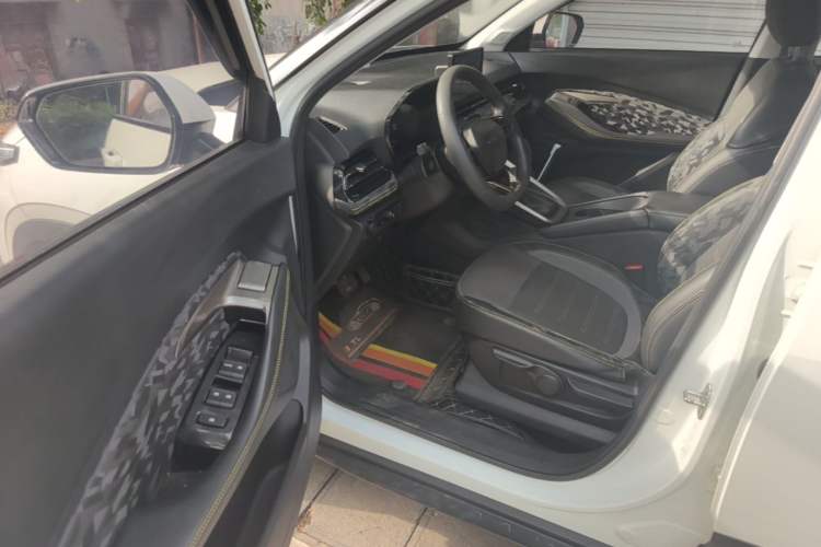 Used Baojun RS-3 2020 1.5L CVT Smart Elite Edition Driver Seat