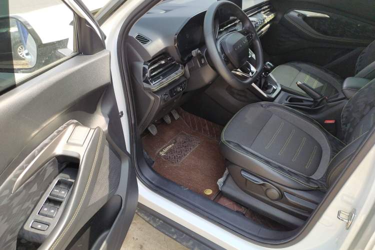 Used Baojun RS-3 2020 1.5L Manual Smart Elite Edition Driver Seat