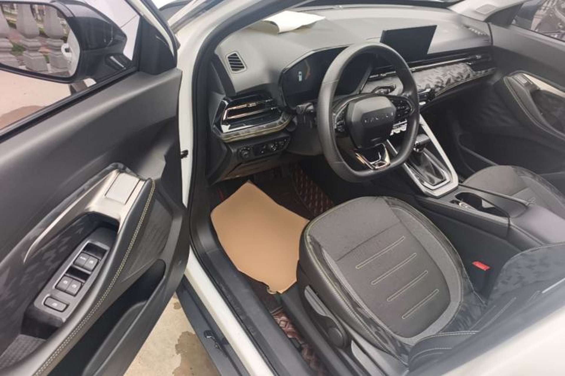 Used Baojun RS-3 2020 1.5L CVT Smart Elite Edition Driver Seat
