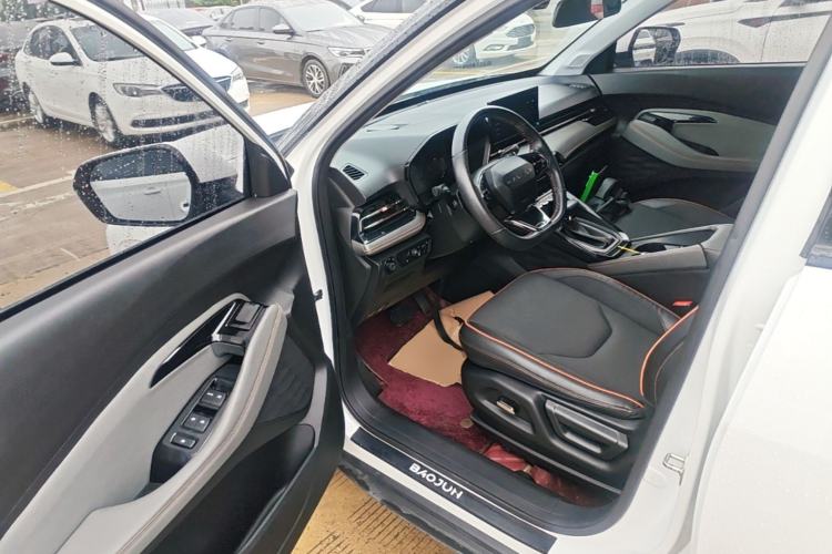 Used Baojun RS-3 2020 1.5L CVT 24-Hour Online Luxury Edition Driver Seat
