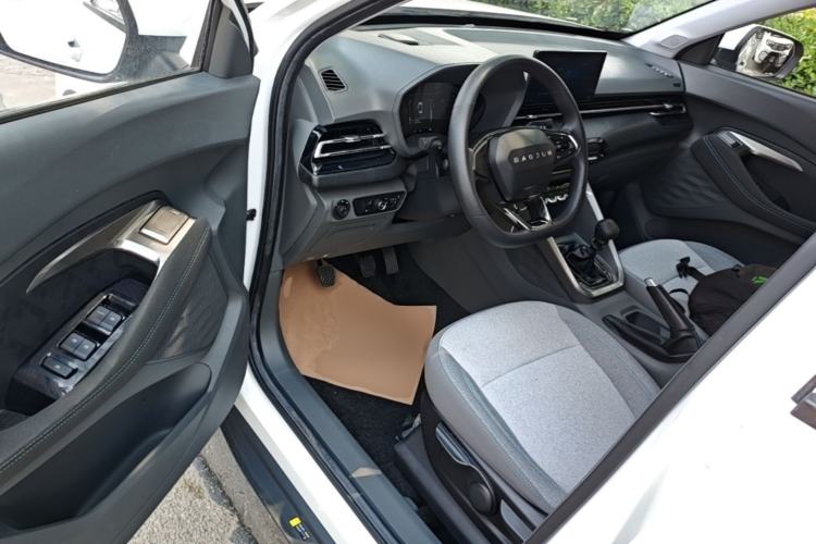 Used Baojun RS-3 2020 1.5L Manual Smart Comfort Edition Driver Seat