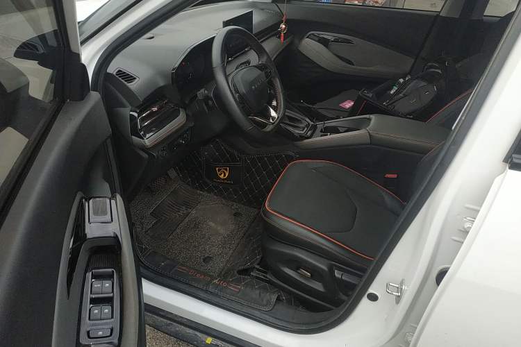 Used Baojun RS-3 2020 1.5L CVT Smart Luxury Edition Driver Seat