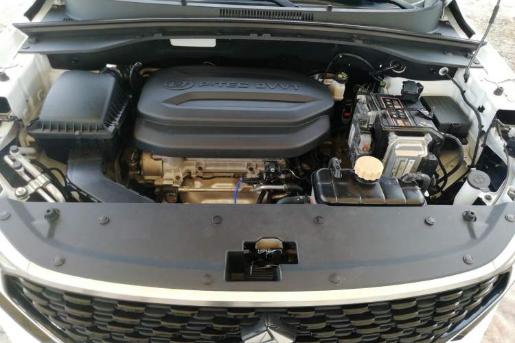 Used Baojun RS-3 2020 1.5L CVT Smart Elite Edition Engine Bay