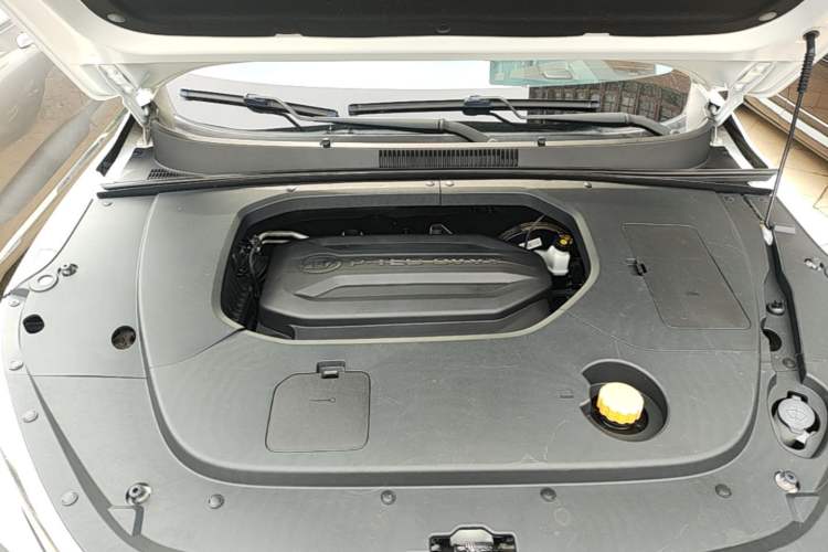 Used Baojun RS-3 2020 1.5L CVT 24-Hour Online Luxury Edition Engine Bay