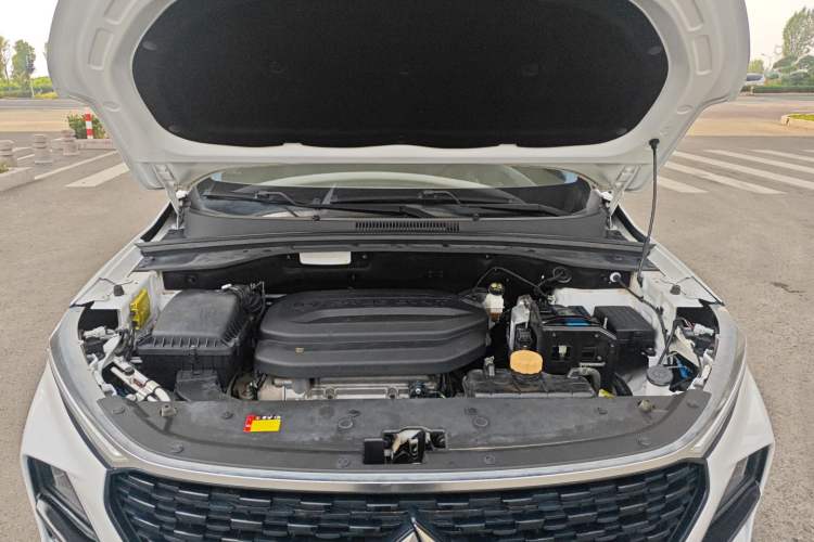 Used Baojun RS-3 2020 1.5L Manual Elite Version with 24-Hour Online Service Engine Bay