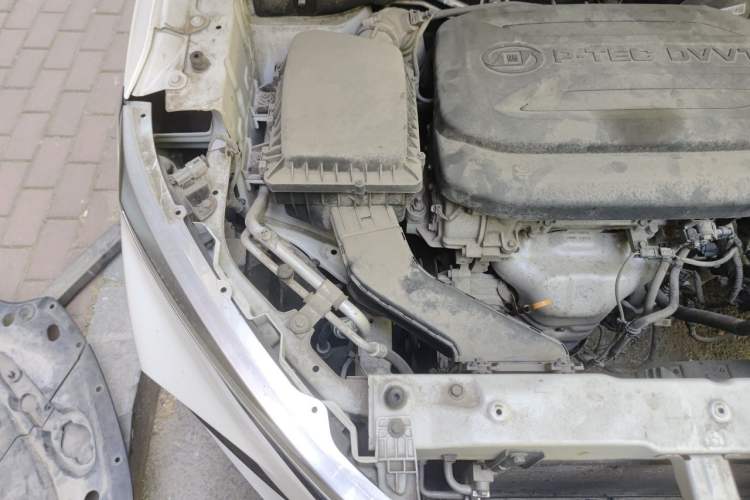 Used Baojun RS-3 2020 1.5L Manual 24-Hour Online Luxury Version Engine Bay Right