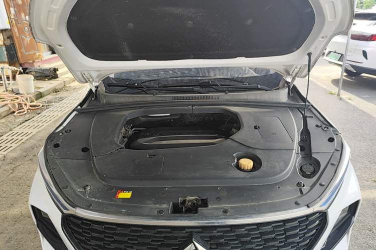 Used Baojun RS-3 2020 1.5L Manual 24-Hour Online Luxury Version Engine Bay
