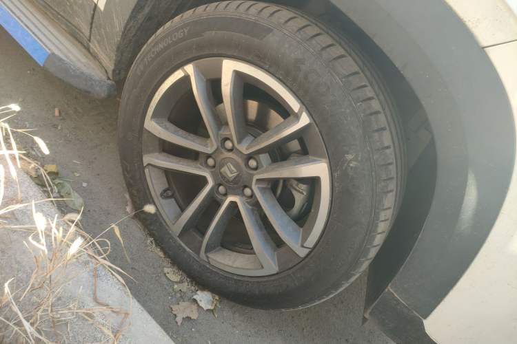 Used Baojun RS-3 2020 1.5T CVT Intelligent Prestige Edition Exterior 7