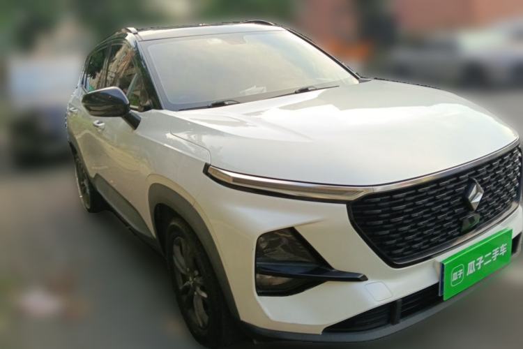 Used Baojun RS-3 2020 1.5L Manual 24-Hour Online Luxury Version Front Right 45 Deg