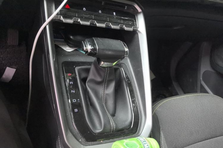 Used Baojun RS-3 2020 1.5T CVT Smart Elite Edition Gear Lever