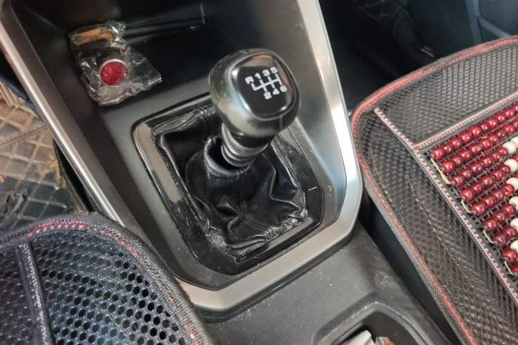 Used Baojun RS-3 2020 1.5L Manual Smart Elite Edition Gear Lever