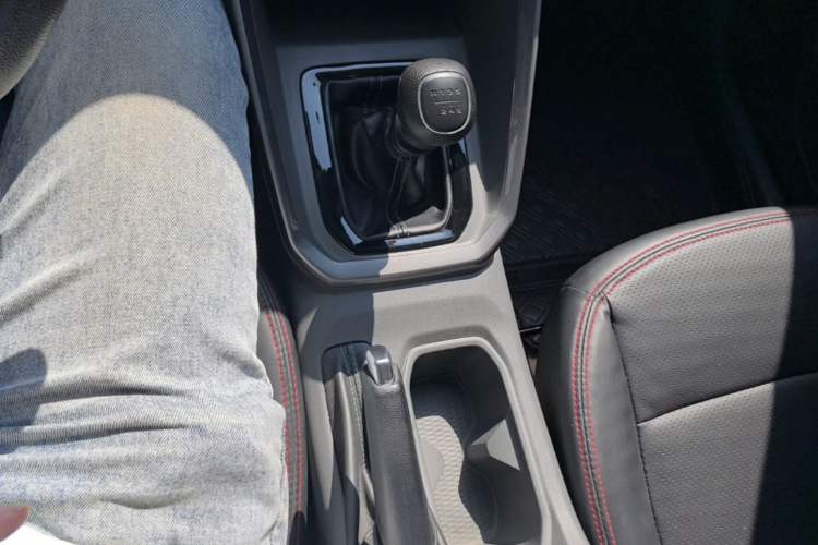 Used Baojun RS-3 2020 1.5L Manual Smart Comfort Edition Gear Lever