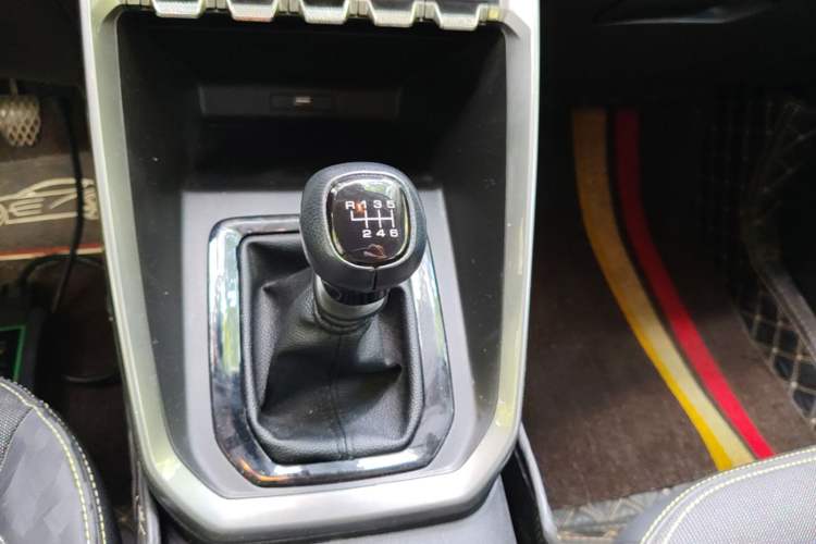 Used Baojun RS-3 2020 1.5L Manual Smart Elite Edition Gear Lever