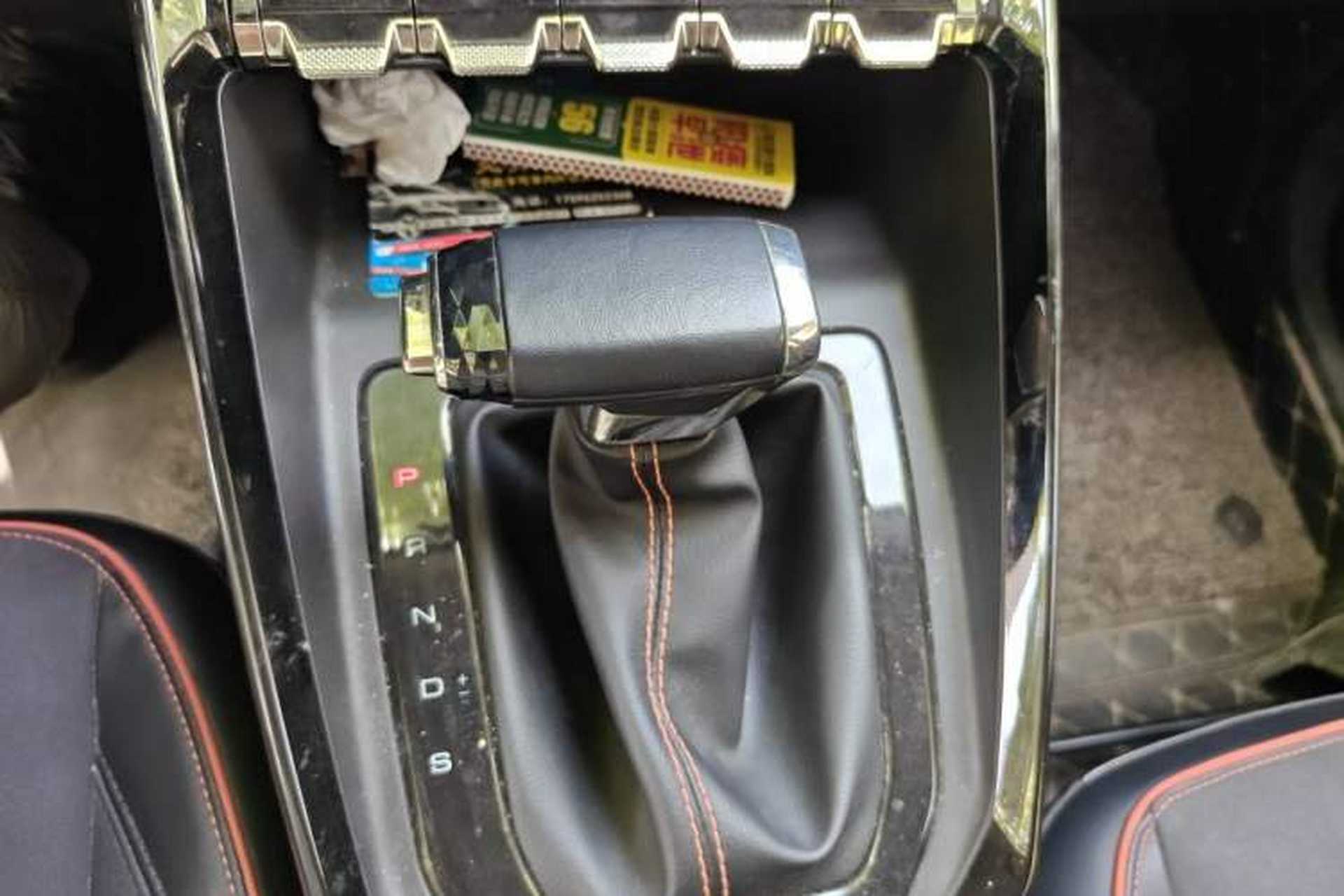 Used Baojun RS-3 2020 1.5T CVT Smart Luxury Edition Gear Lever