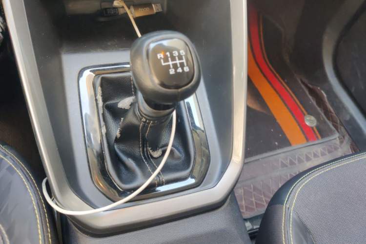 Used Baojun RS-3 2020 1.5L Manual Smart Elite Edition Gear Lever