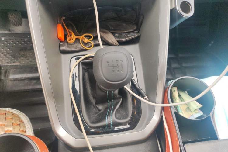 Used Baojun RS-3 2020 1.5L Manual Smart Comfort Edition Gear Lever