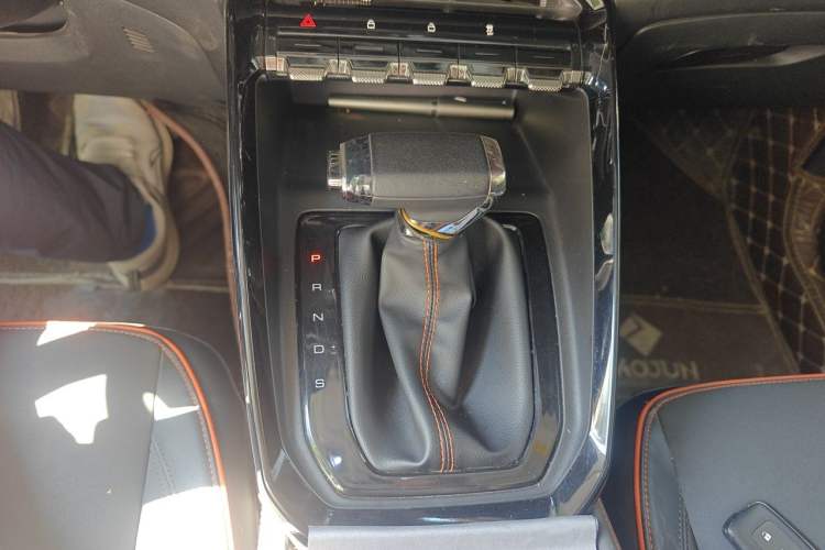 Used Baojun RS-3 2020 1.5L CVT Smart Luxury Edition Gear Lever