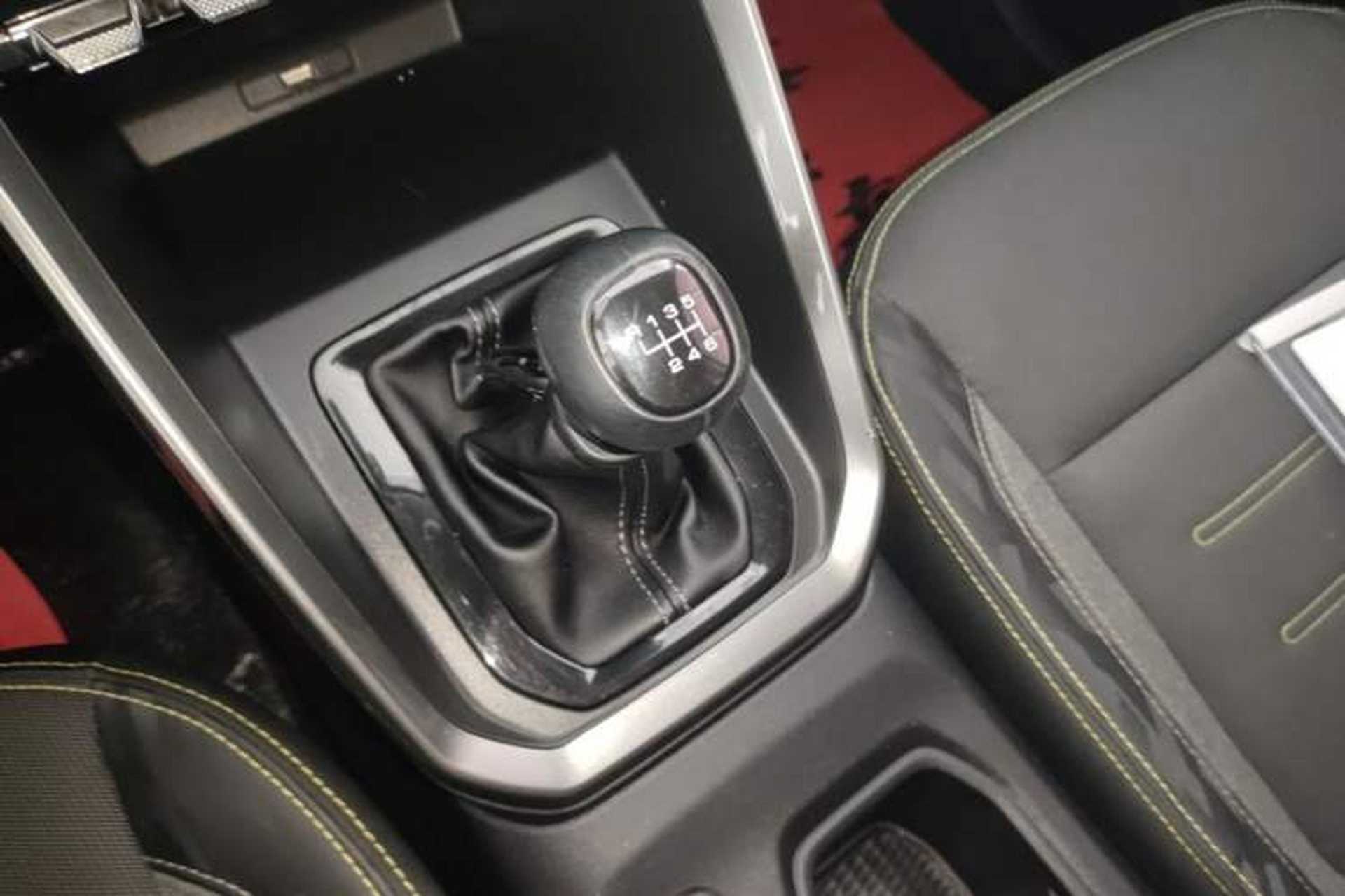 Used Baojun RS-3 2020 1.5L Manual Smart Elite Edition Gear Lever