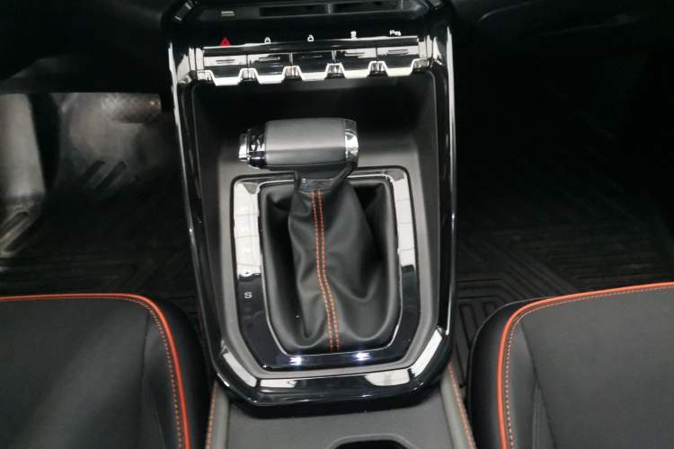 Used Baojun RS-3 2020 1.5T CVT Smart Luxury Edition Gear Lever