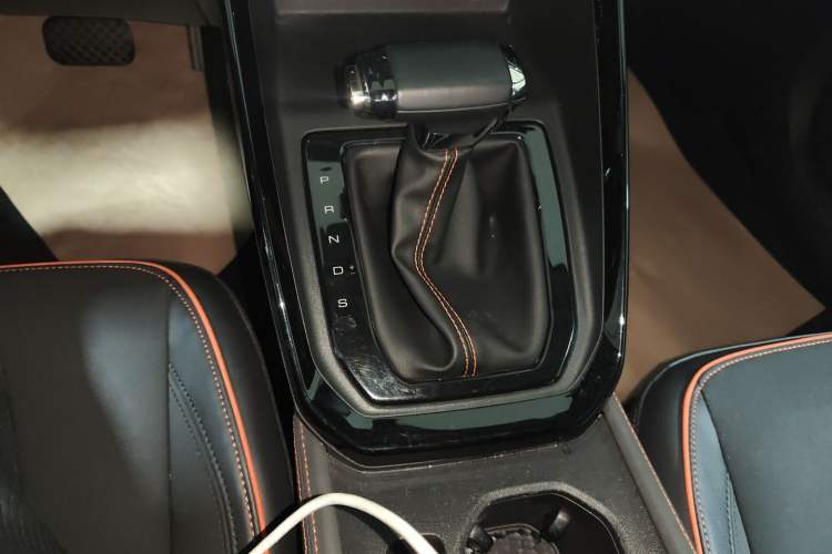 Used Baojun RS-3 2020 1.5T CVT Smart Luxury Edition Gear Lever