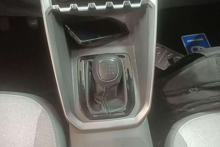 Used Baojun RS-3 2020 1.5L Manual Smart Comfort Edition Gear Lever