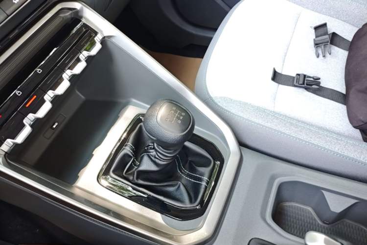 Used Baojun RS-3 2020 1.5L Manual Smart Comfort Edition Gear Lever