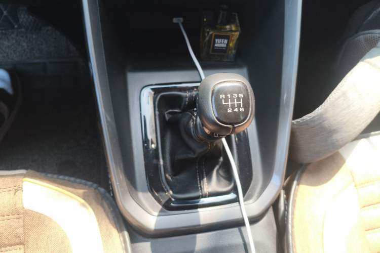 Used Baojun RS-3 2020 1.5L Manual Smart Elite Edition Gear Lever