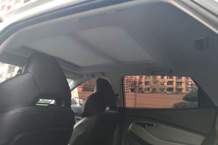 Used Baojun RS-3 2020 1.5L CVT 24-Hour Online Luxury Edition Headliner