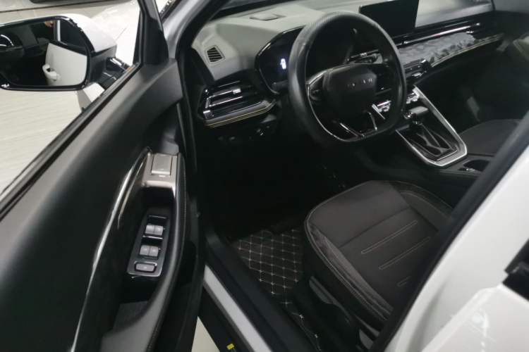 Used Baojun RS-3 2020 1.5L CVT Smart Elite Edition Interior 2