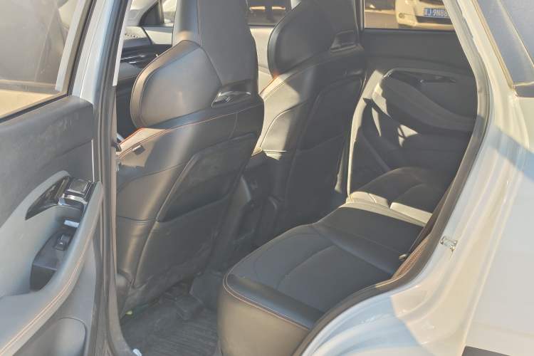 Used Baojun RS-3 2020 1.5L CVT 24-Hour Online Luxury Edition Interior 2