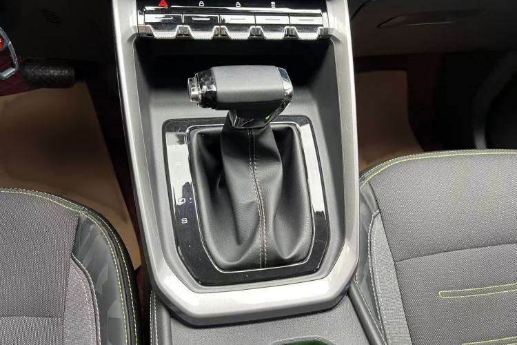 Used Baojun RS-3 2020 1.5L CVT Smart Elite Edition Interior 3