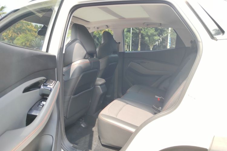 Used Baojun RS-3 2020 1.5L CVT 24-Hour Online Luxury Edition Interior 3