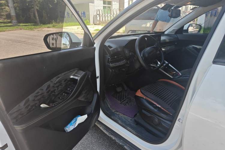 Used Baojun RS-3 2020 1.5L CVT Elite Version with 24-Hour Online Service Interior 3
