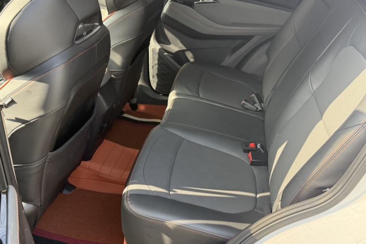 Used Baojun RS-3 2020 1.5L CVT 24-Hour Online Luxury Edition Interior 3
