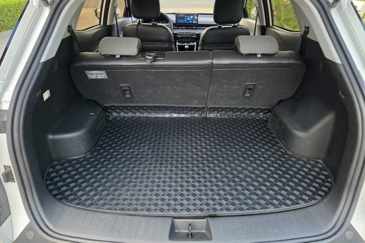 Used Baojun RS-3 2020 1.5L Manual Smart Elite Edition Interior 4