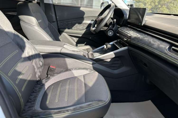 Used Baojun RS-3 2020 1.5L CVT Smart Elite Edition Interior 4
