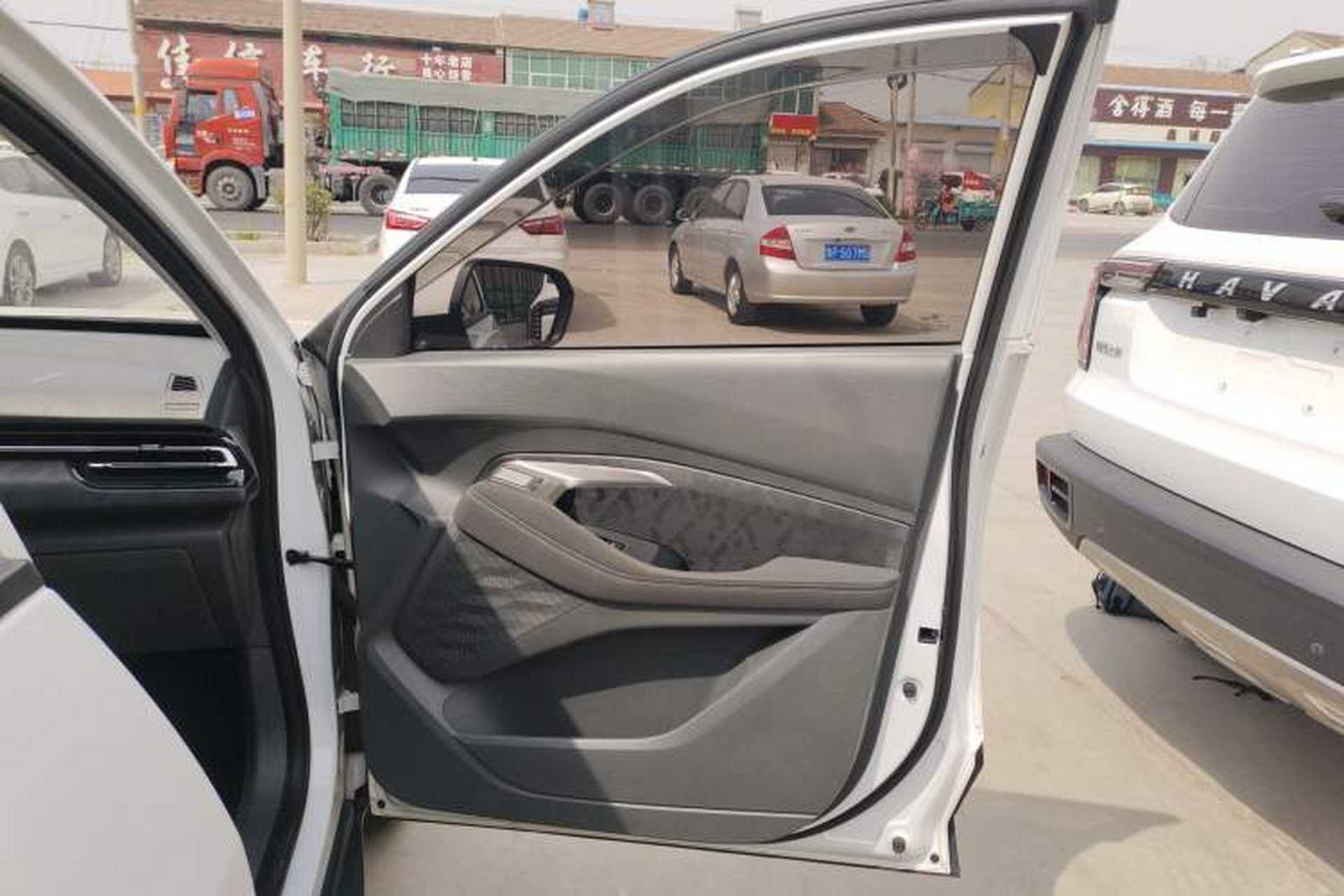 Used Baojun RS-3 2020 1.5L Manual Smart Elite Edition Interior 5