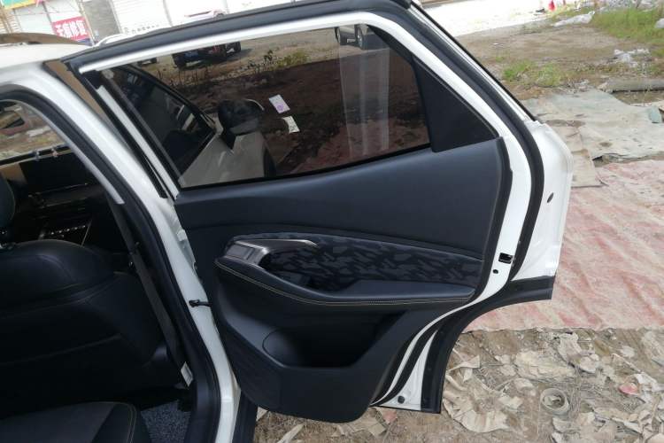 Used Baojun RS-3 2020 1.5L CVT Smart Elite Edition Interior 6