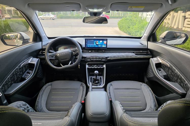 Used Baojun RS-3 2020 1.5L Manual Smart Elite Edition Interior 6