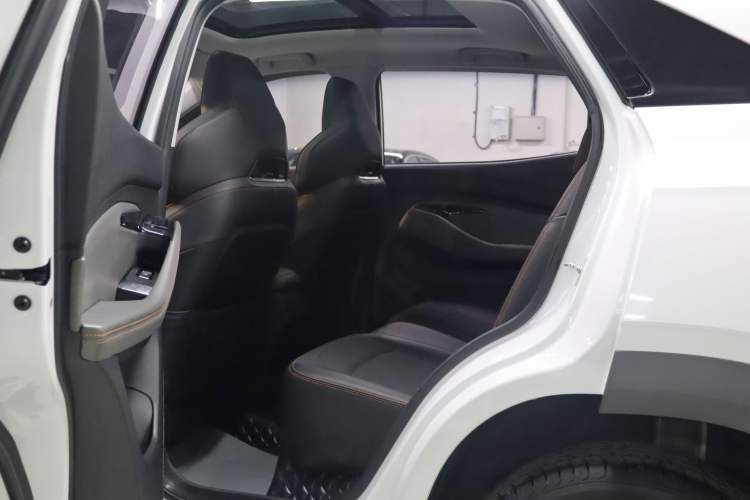 Used Baojun RS-3 2020 1.5L Manual 24-Hour Online Luxury Version Interior 7